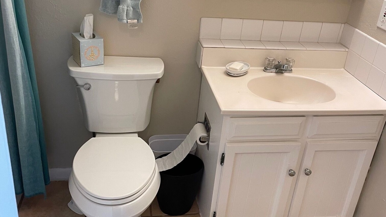 Photo of Bathroom in Glenwood Grove - North Iris
