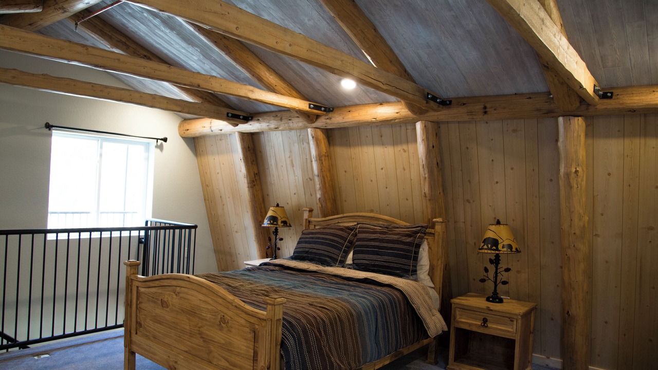 Photo of Bedroom in Idaho Springs