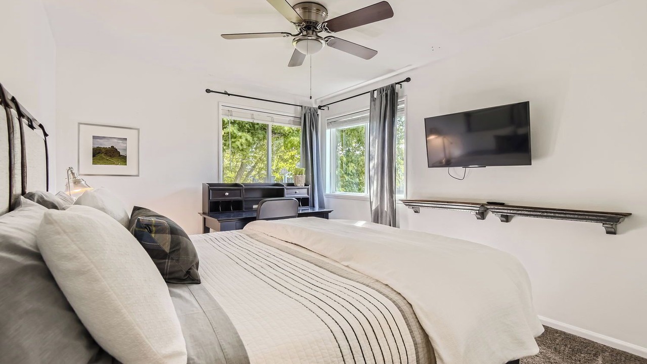 Photo of Bedroom in Highlands Ranch