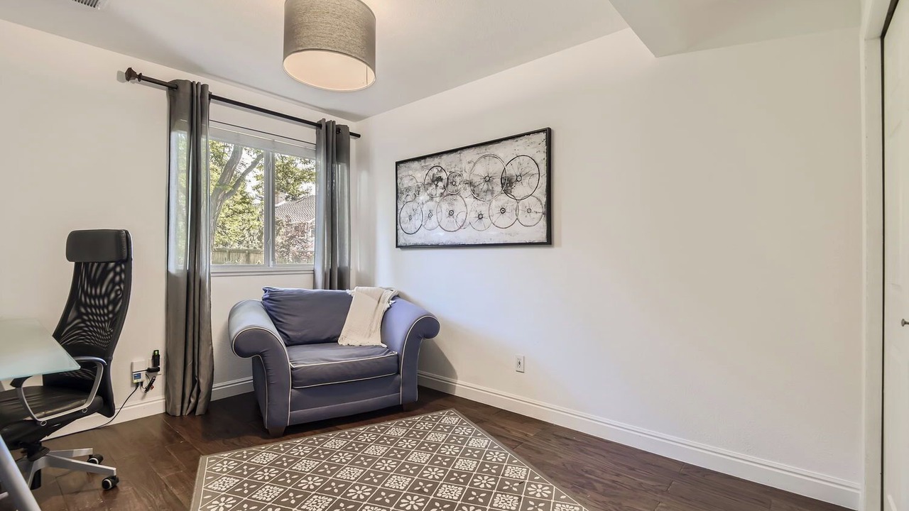 Photo of Livingroom in Highlands Ranch