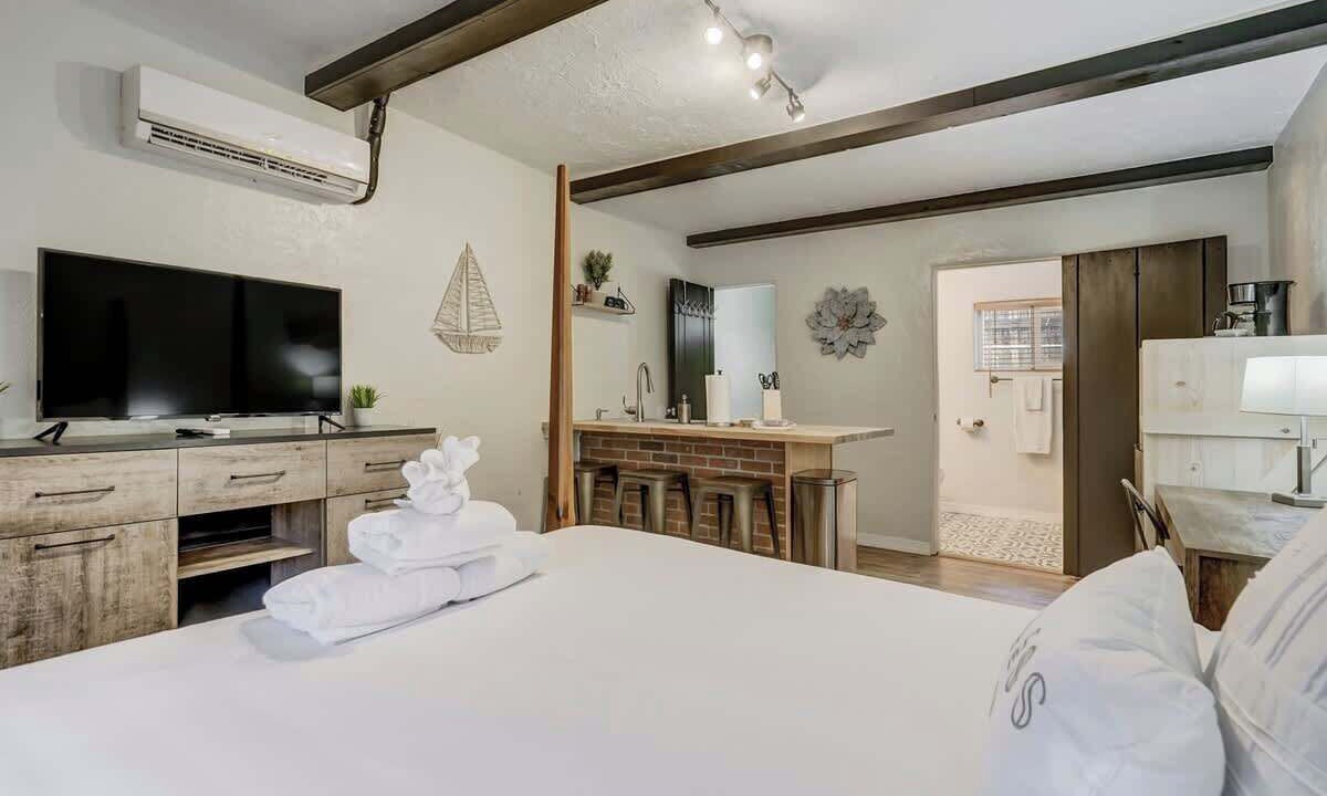 Photo of Bedroom in West Colorado Springs