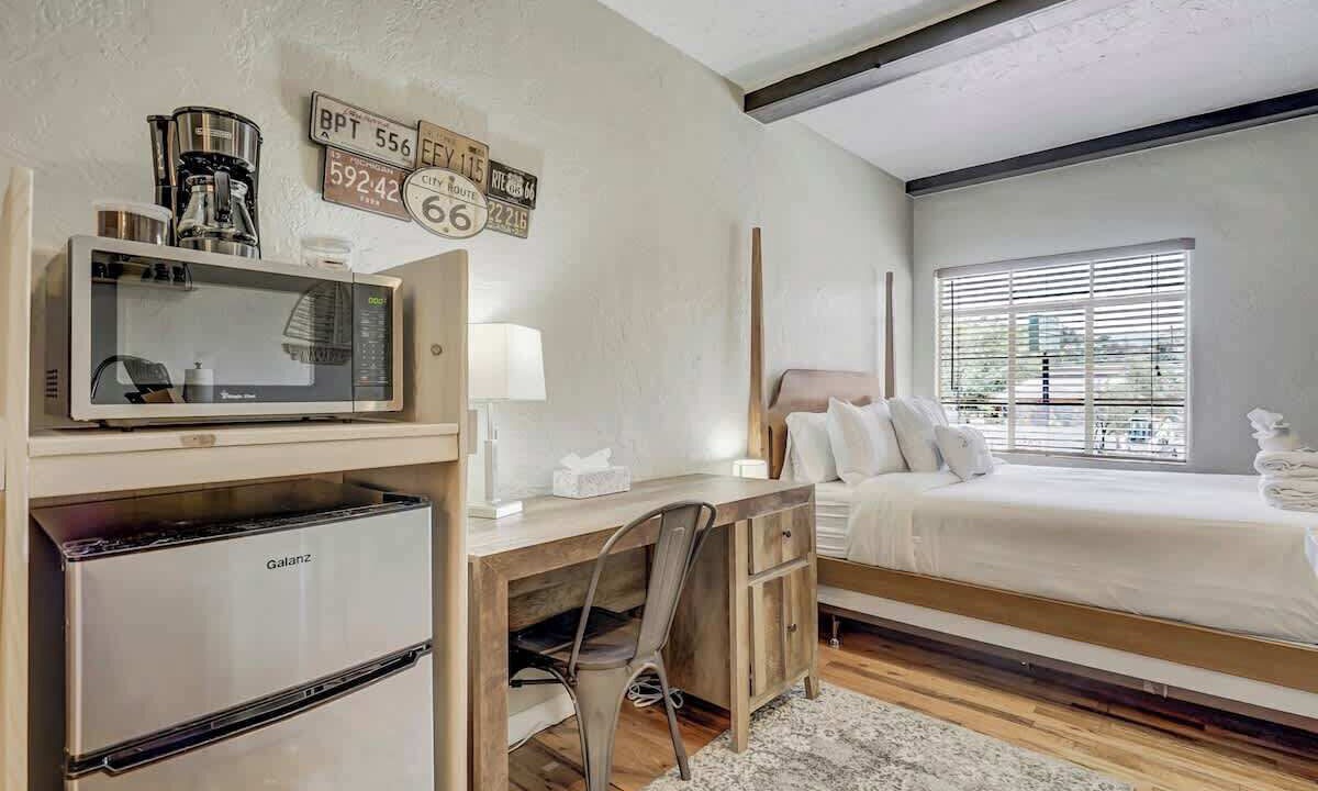Photo of Bedroom in West Colorado Springs