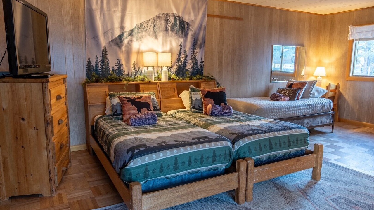 Photo of Bedroom in South Fork