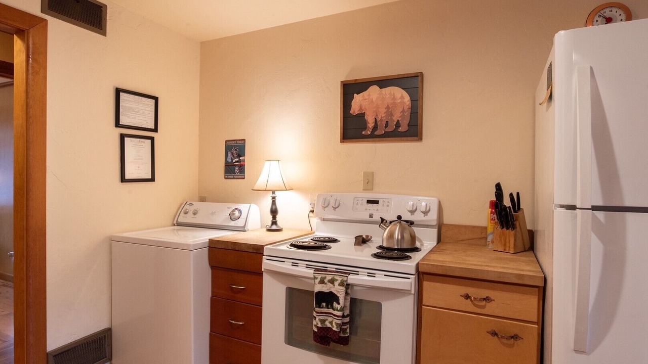 Photo of Kitchen in South Fork