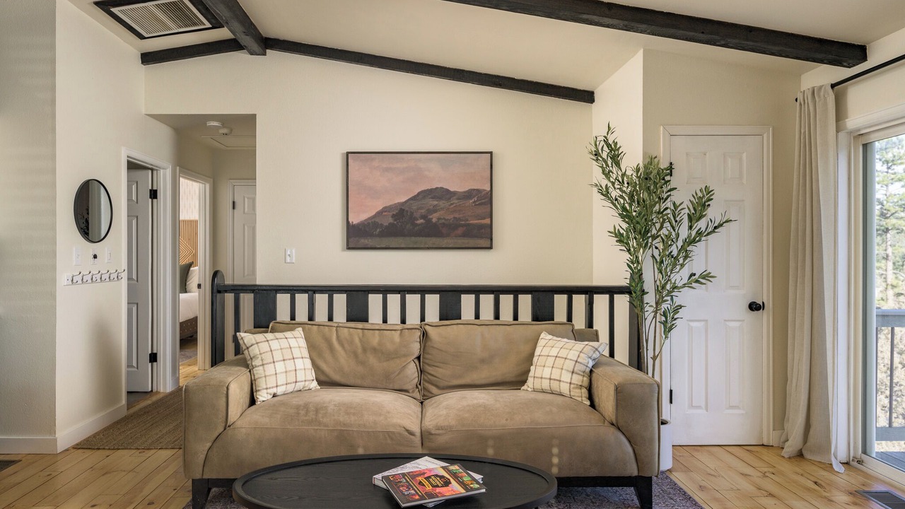 Photo of Livingroom in Bailey