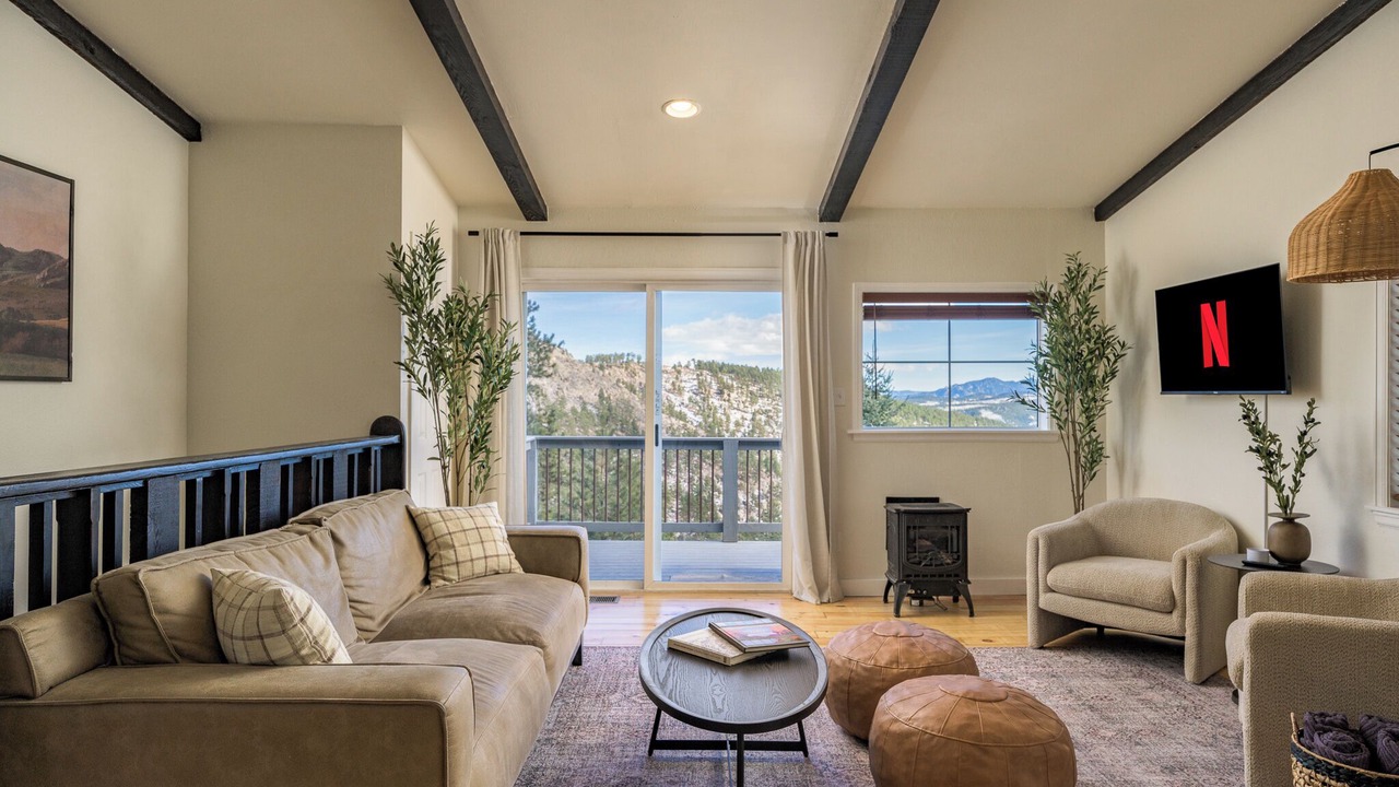 Photo of Livingroom in Bailey