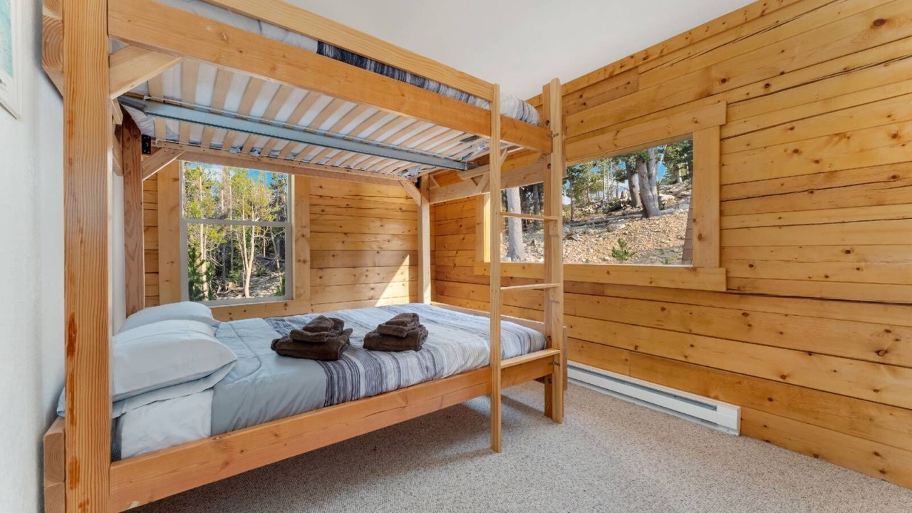 Photo of Bedroom in Saint Mary's