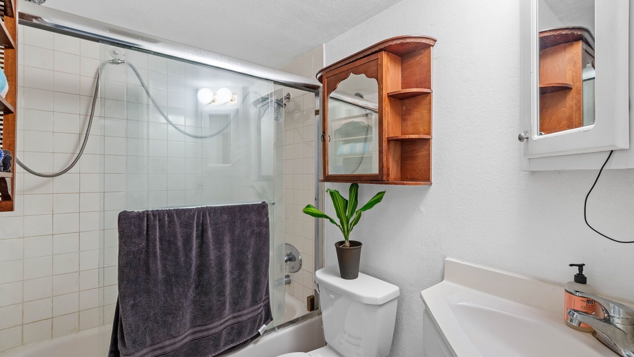 Photo of Bathroom in City Park West