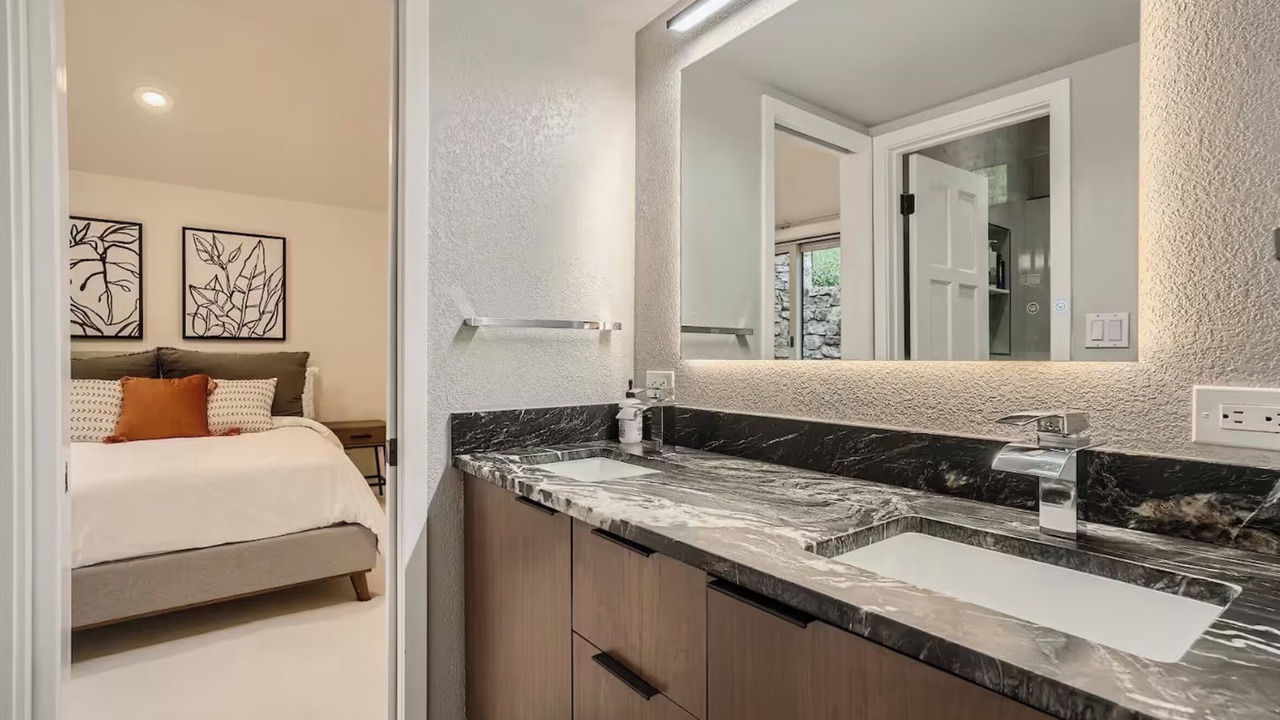 Photo of Bathroom in Wonderland Hills