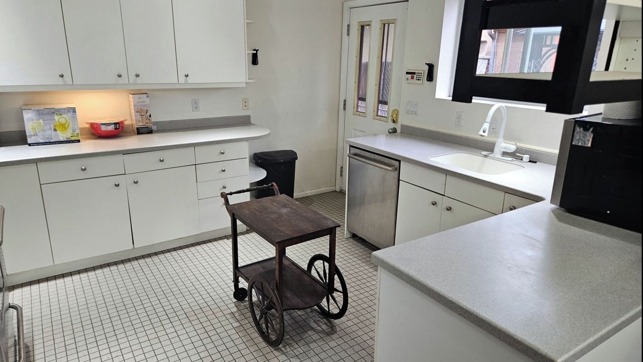 Photo of Kitchen in Baker