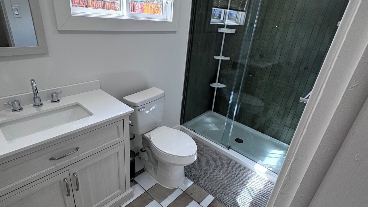 Photo of Bathroom in West Gate
