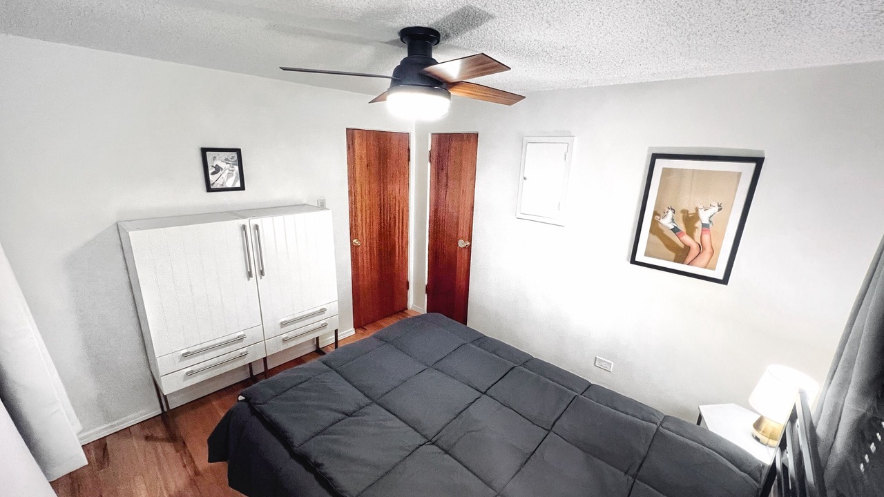 Photo of Bedroom in Villa Park