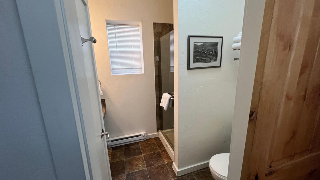 Photo of Bathroom in Lawson