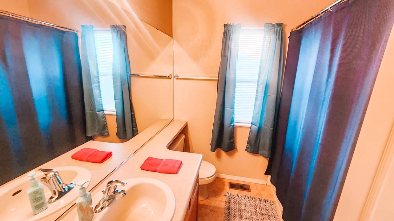 Photo of Bathroom in Fountain