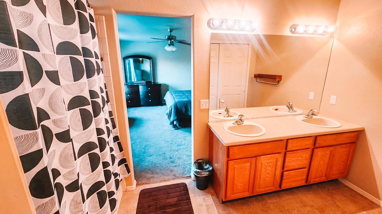 Photo of Bathroom in Fountain