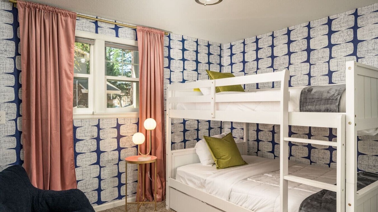 Photo of Bedroom in Oak Park