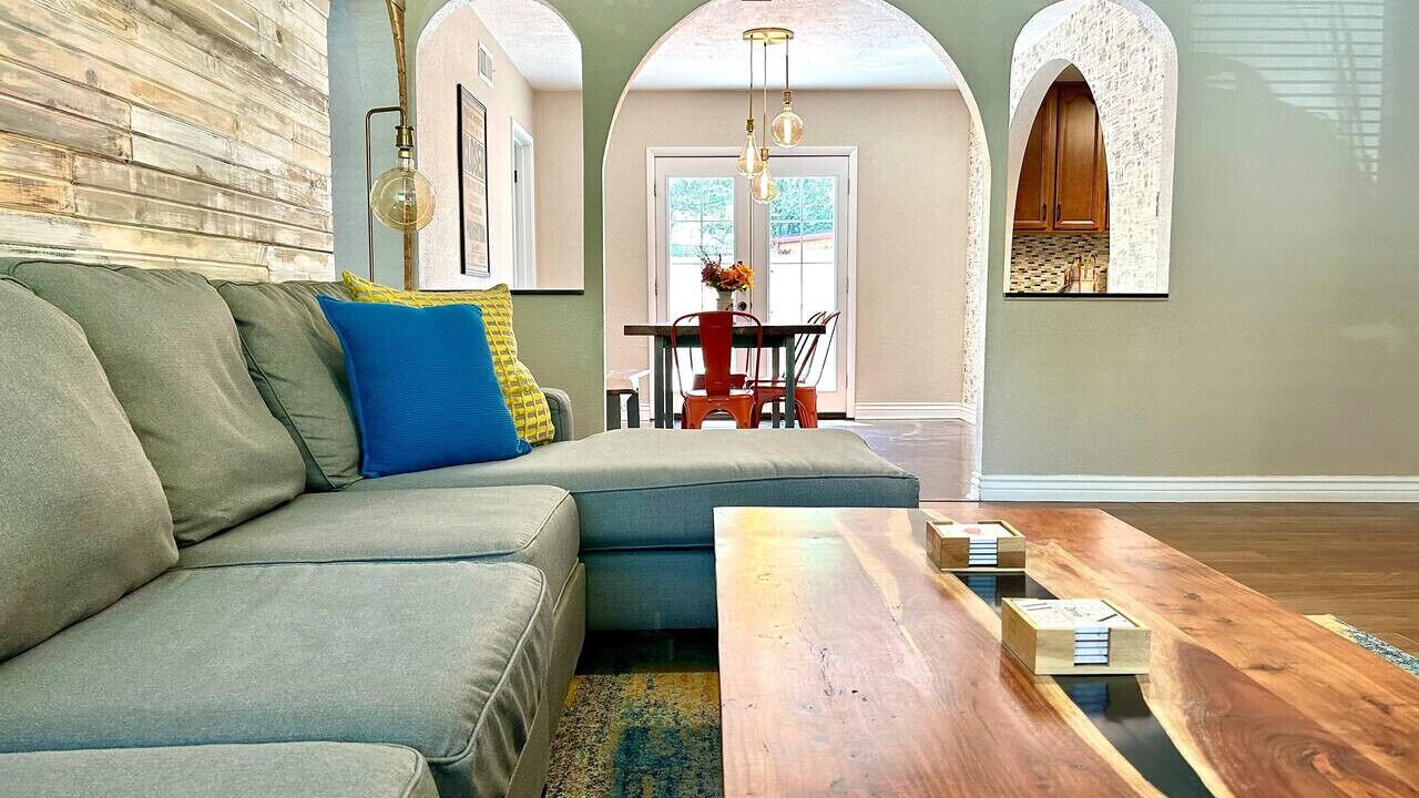 Photo of Livingroom in Jewell Heights - Hoffman Heights
