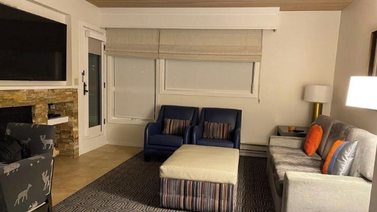 Photo of Livingroom in Highland Meadows