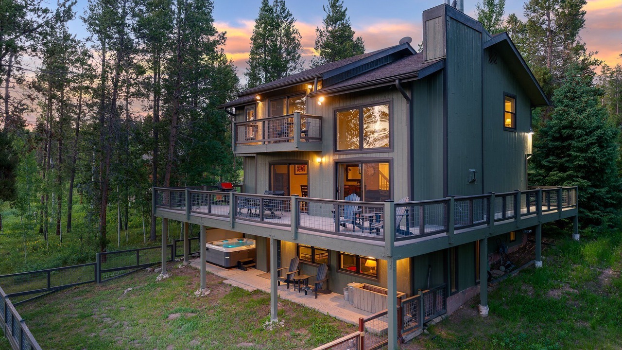 Photo of Outdoor in Sunset Ridge