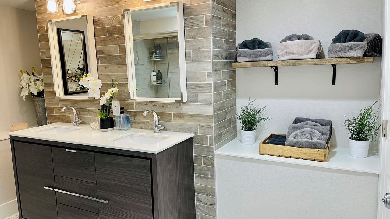 Photo of Bathroom in Washington Park