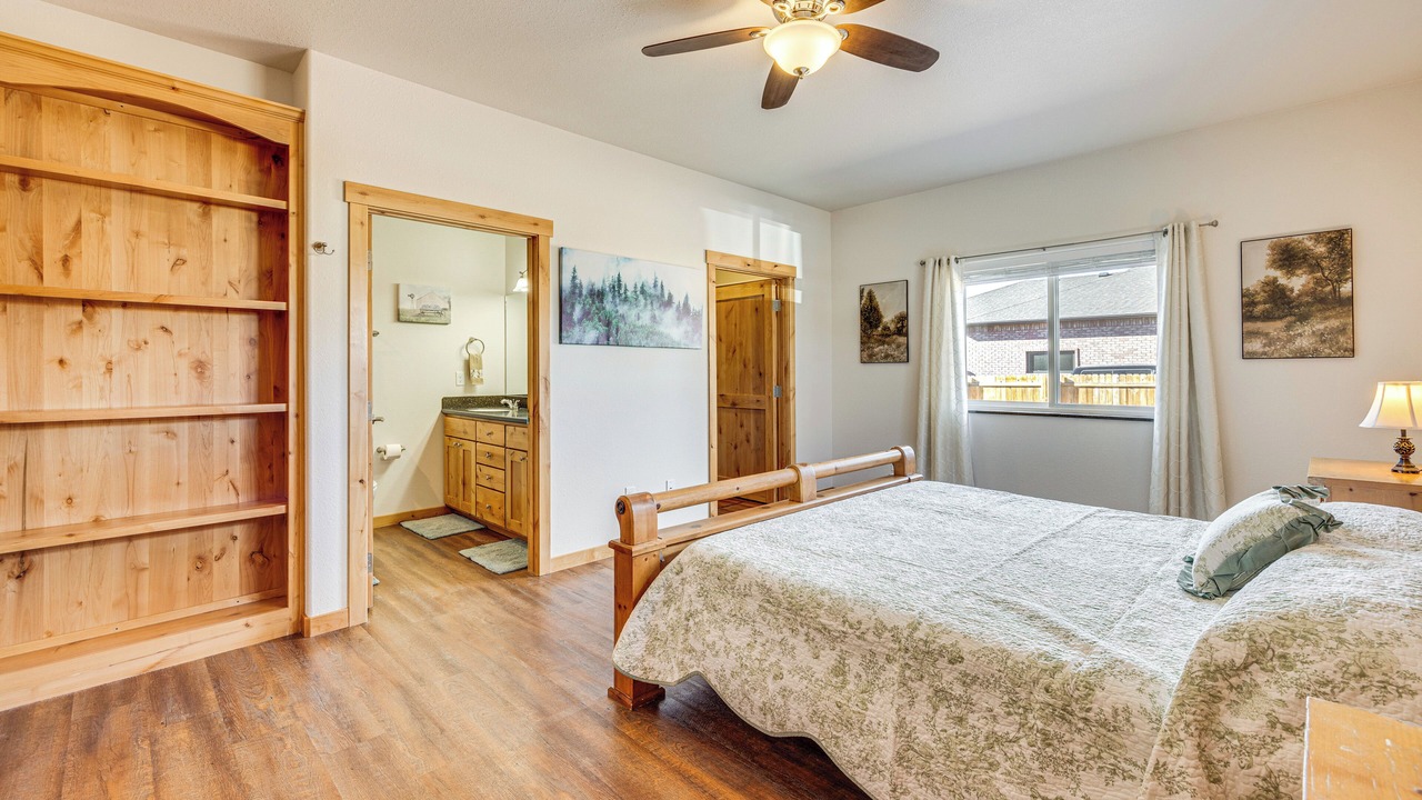 Photo of Bedroom in Canon City