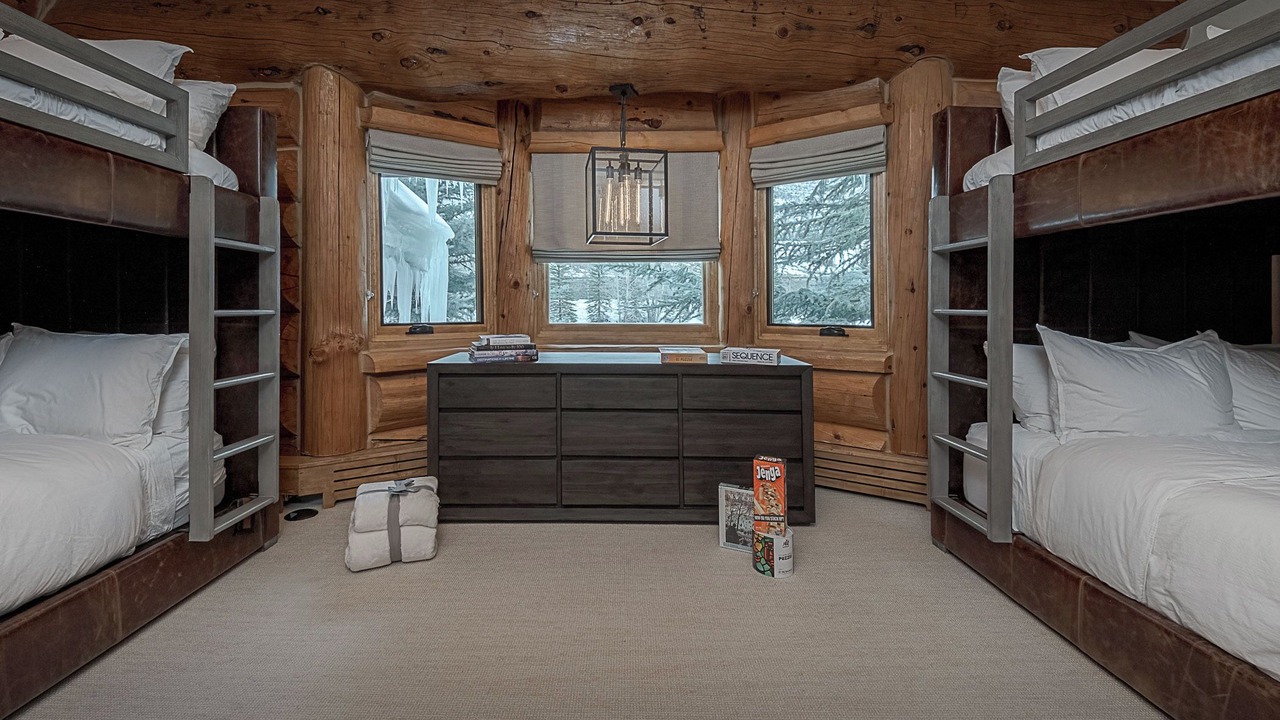 Photo of Bedroom in Highland Meadows