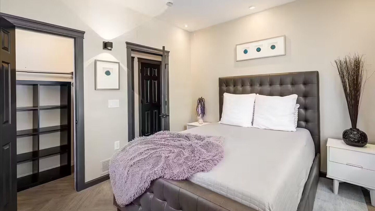 Photo of Bedroom in Central Boulder