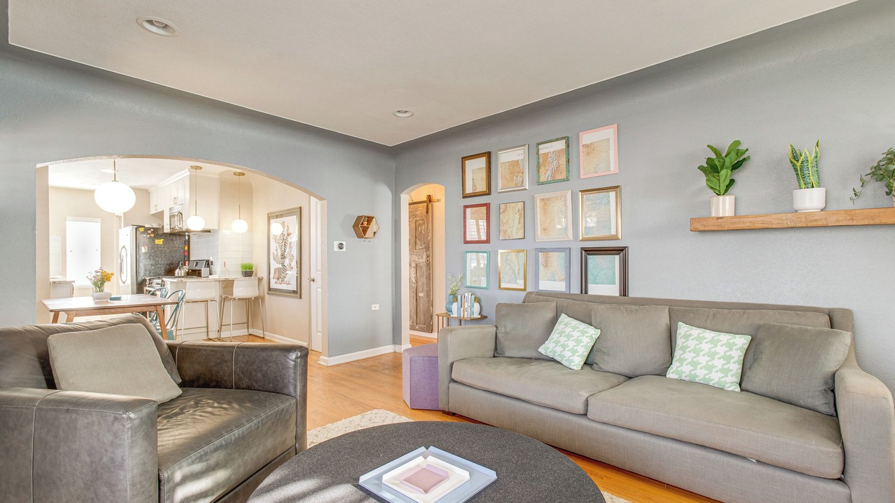Photo of Livingroom in Whittier