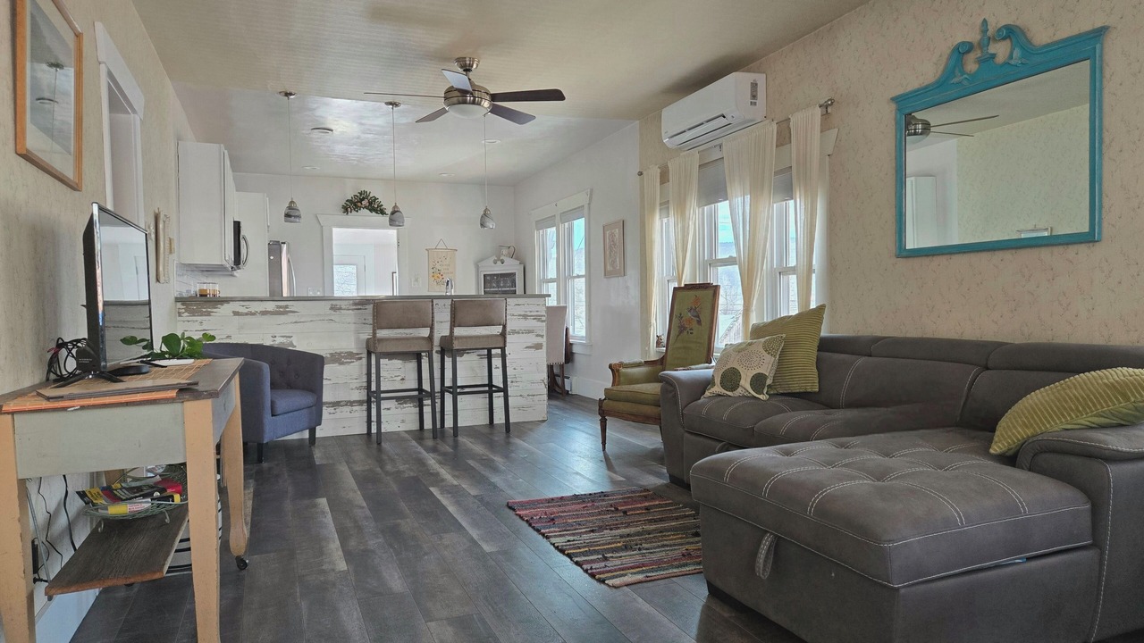 Photo of Livingroom in Lyons