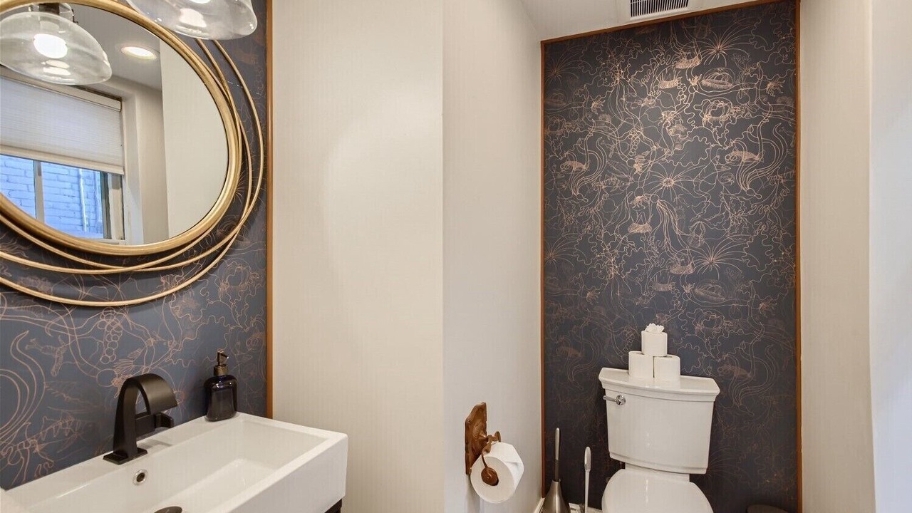 Photo of Bathroom in Baker