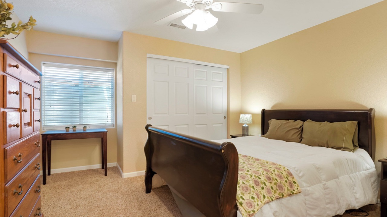 Photo of Bedroom in Valley Heirloom