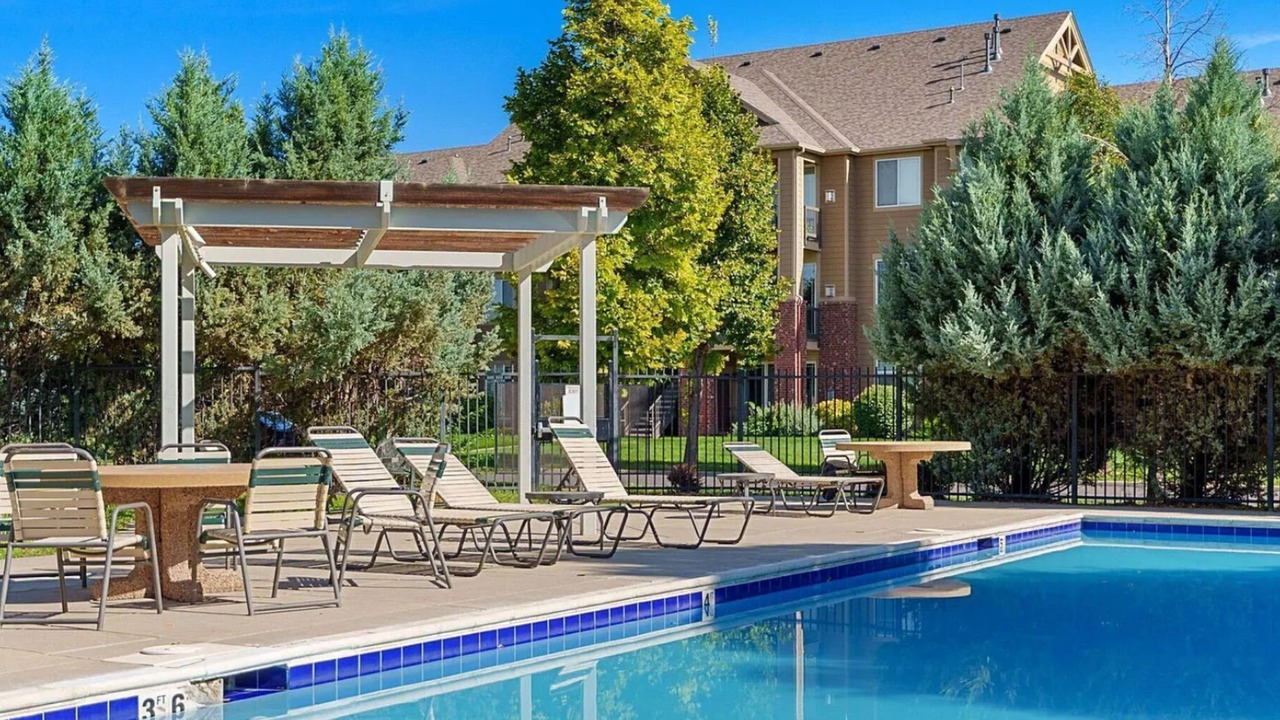 Photo of Outdoor in Side Hill