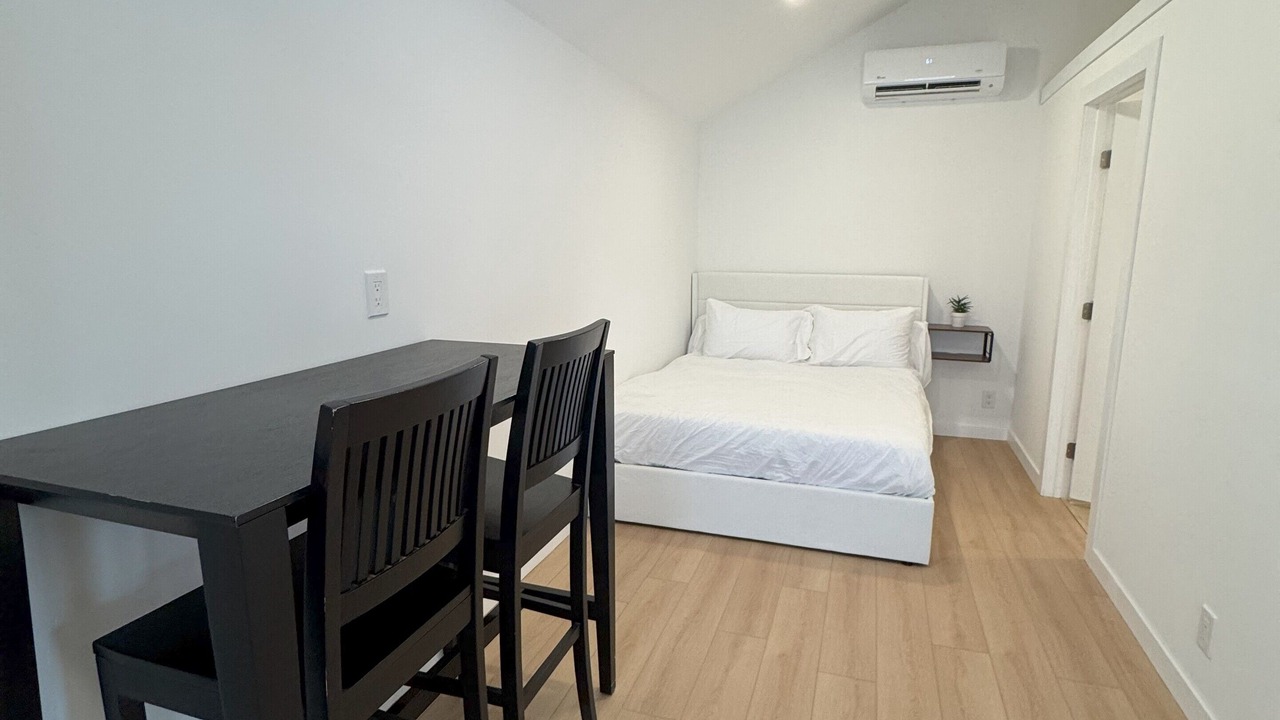 Photo of Bedroom in Lakewood