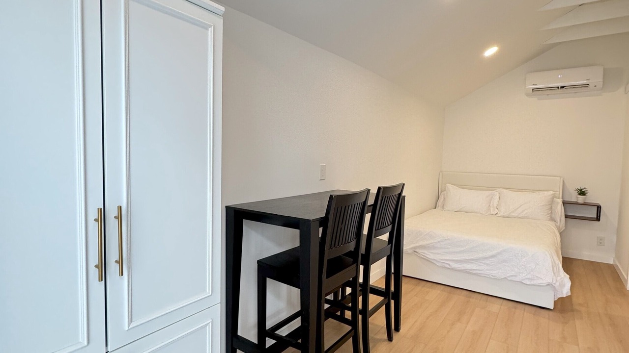 Photo of Bedroom in Lakewood