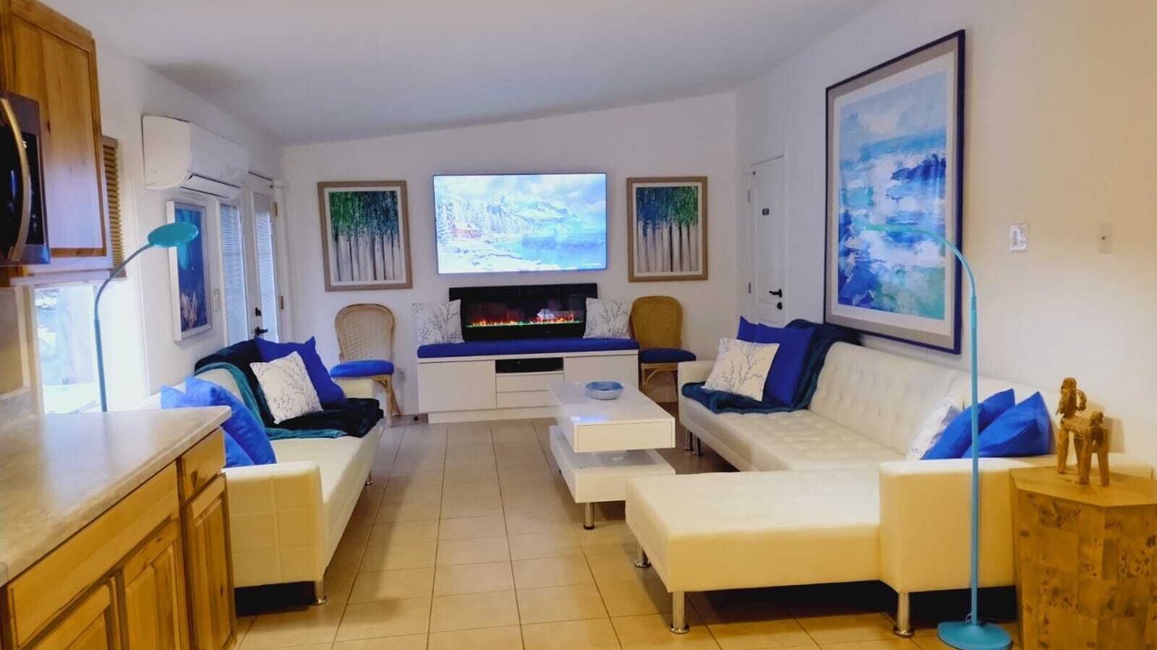 Photo of Livingroom in Carbondale