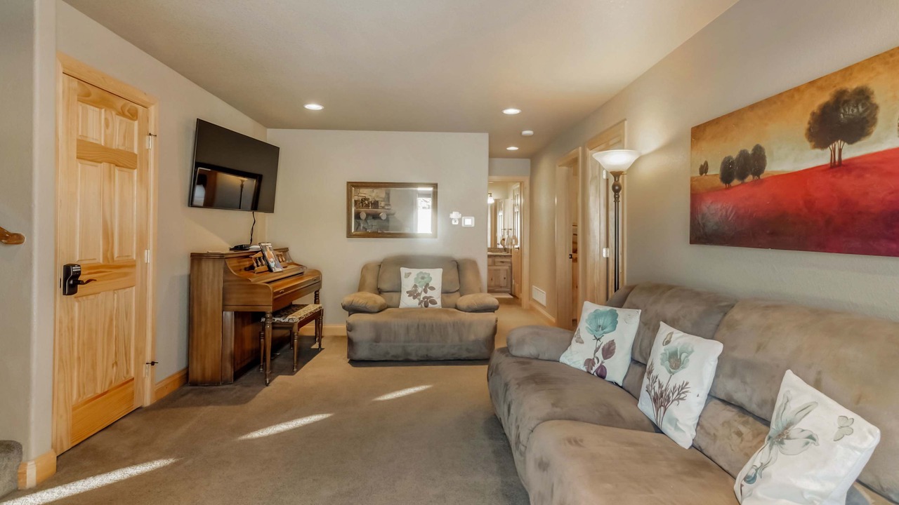 Photo of Livingroom in Tabernash