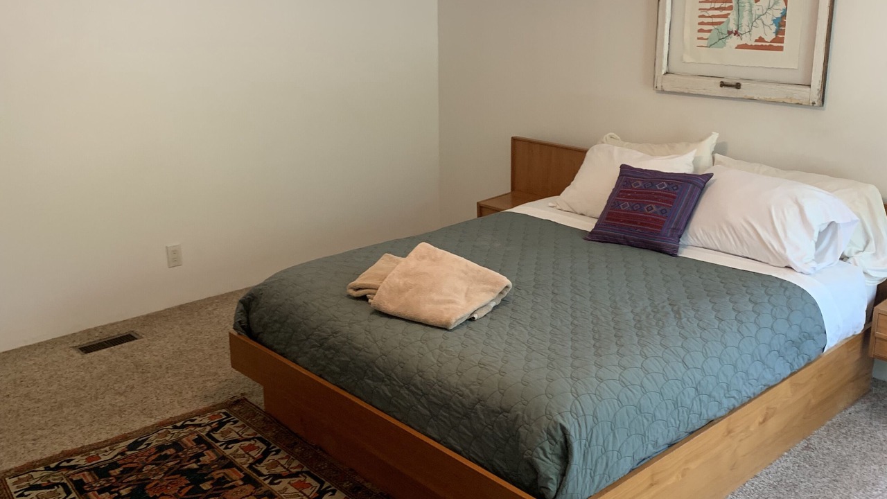 Photo of Bedroom in Idlewild Estates