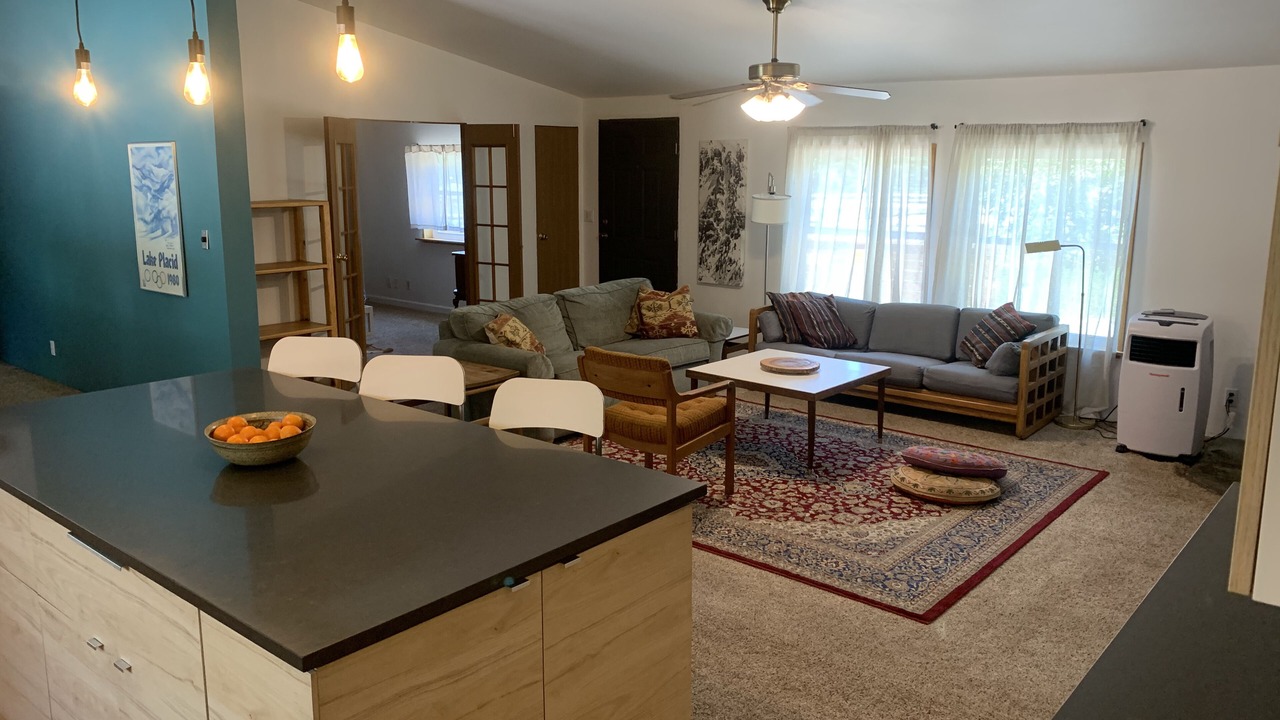 Photo of Livingroom in Idlewild Estates