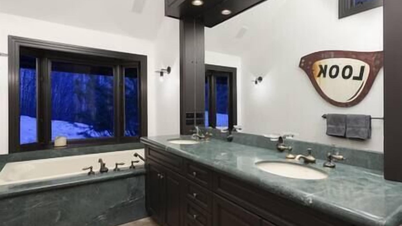 Photo of Bathroom in Aspen