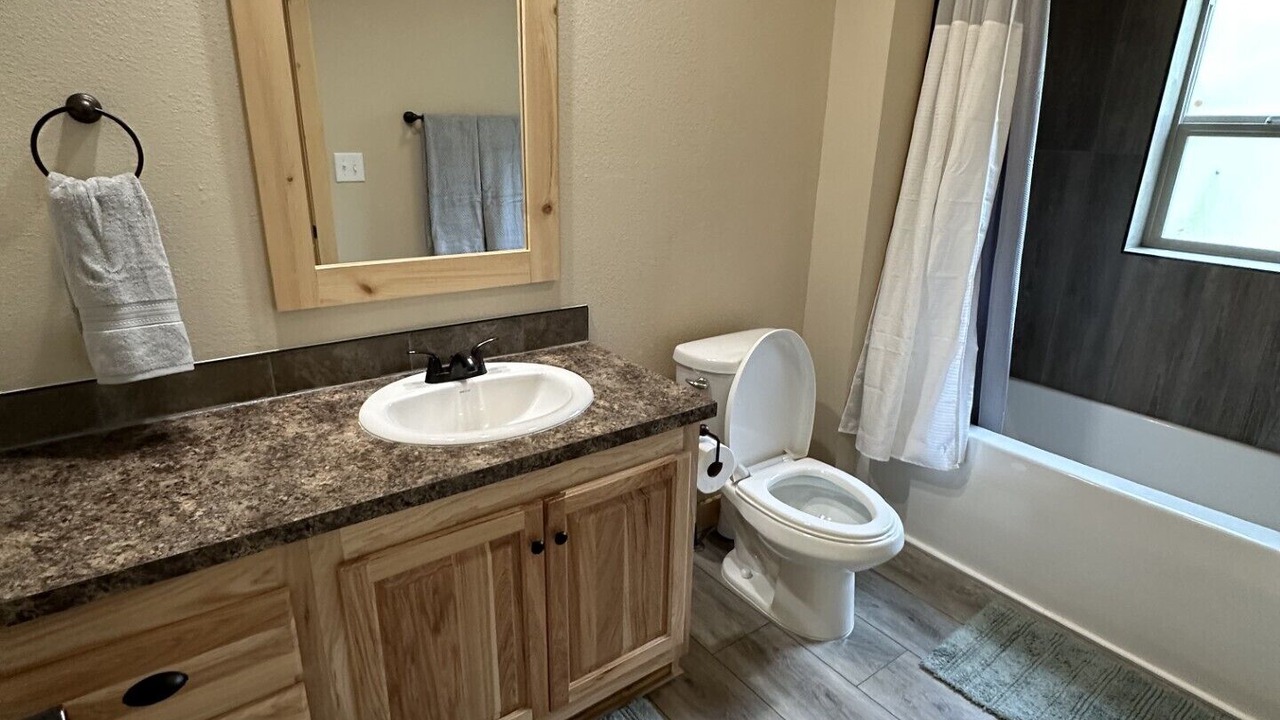 Photo of Bathroom in Garfield