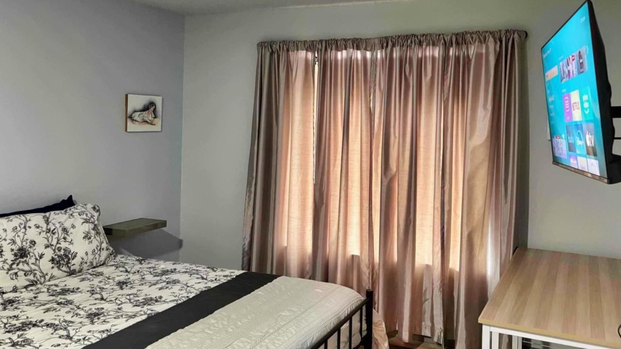 Photo of Bedroom in Skyway