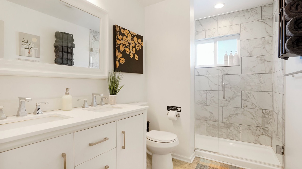 Photo of Bathroom in Twin Lakes