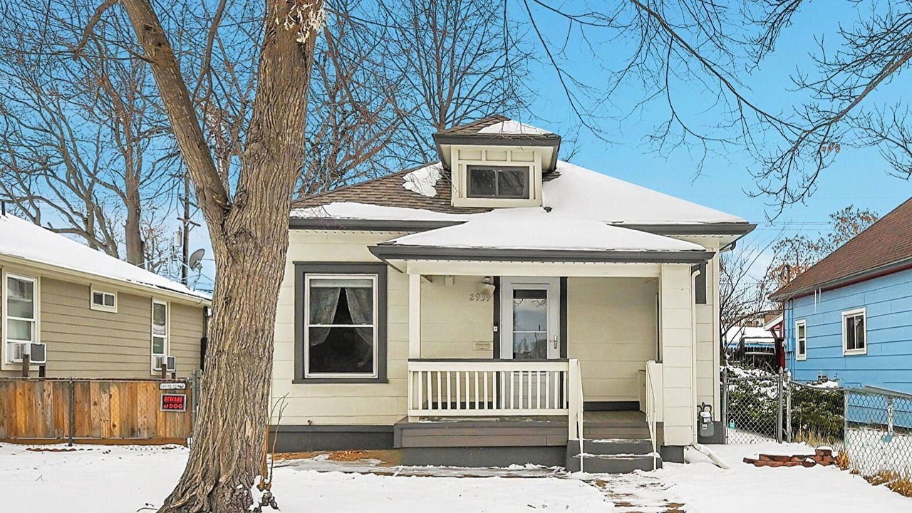 Photo of Outdoor in Englewood