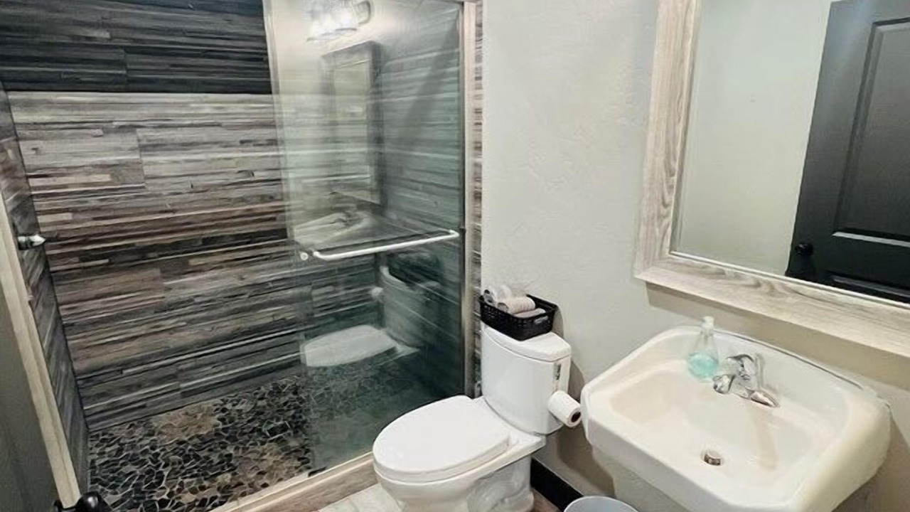 Photo of Bathroom in Alma