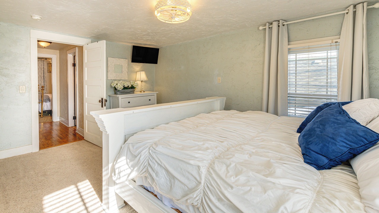 Photo of Bedroom in Loveland