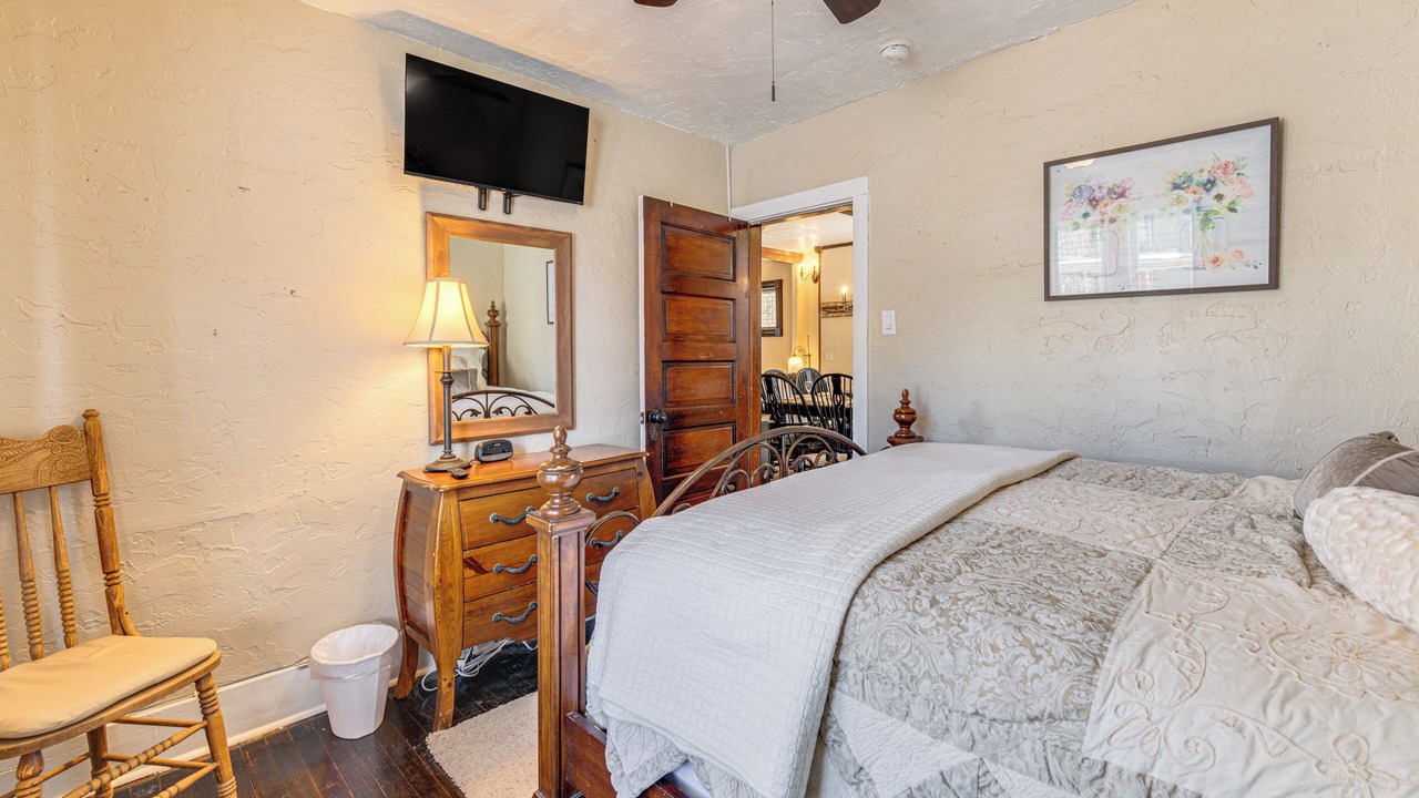 Photo of Bedroom in Loveland