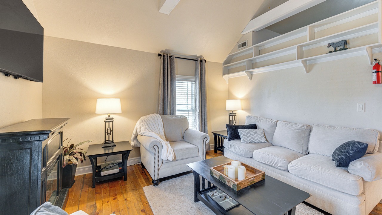 Photo of Livingroom in Loveland