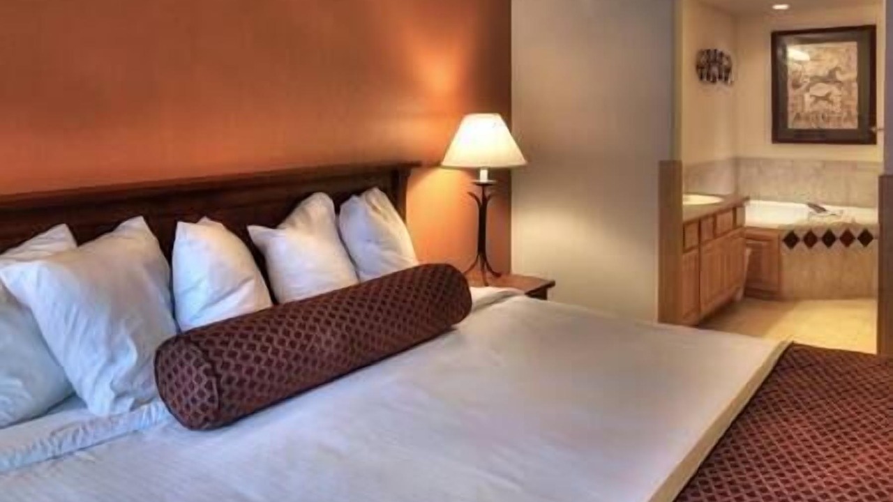 Photo of Bedroom in Four O'Clock