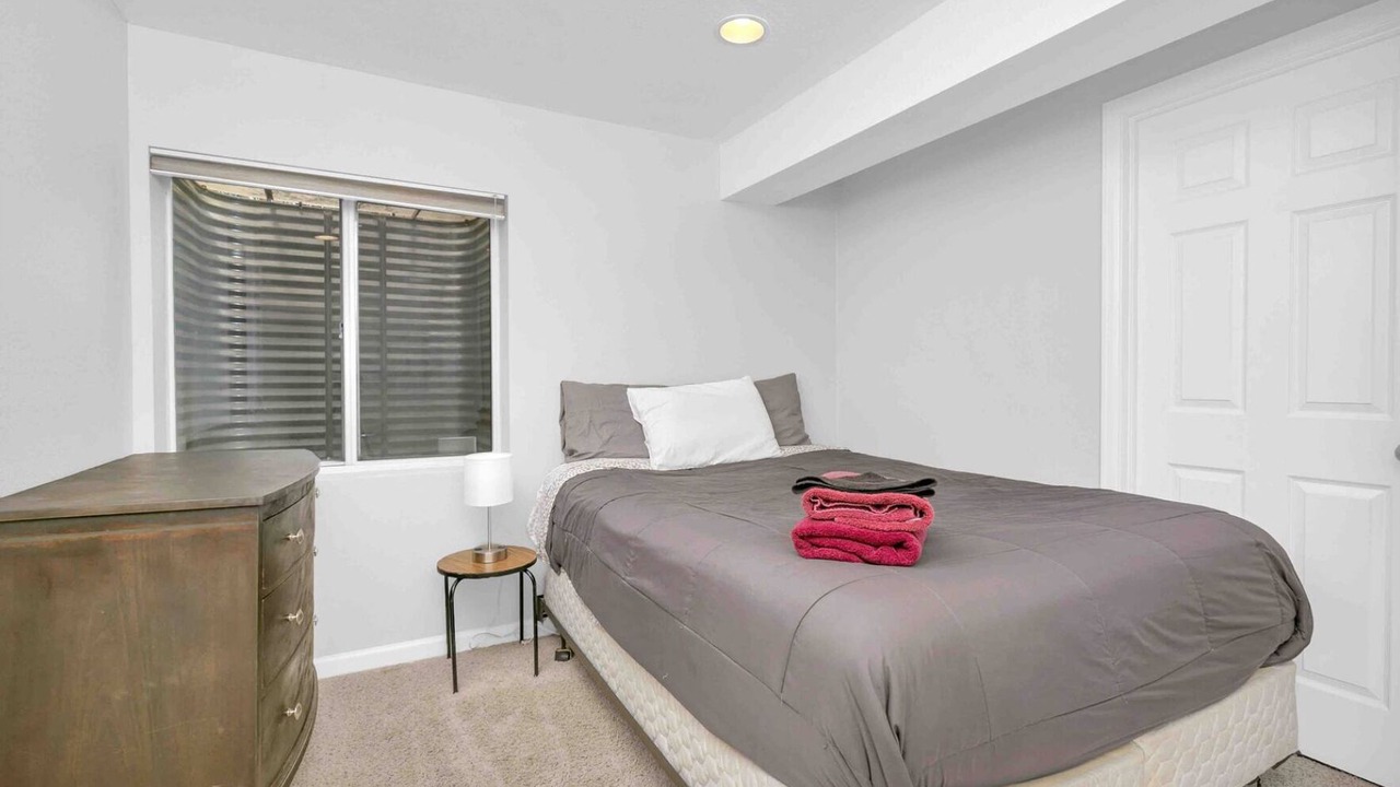 Photo of Bedroom in Erie