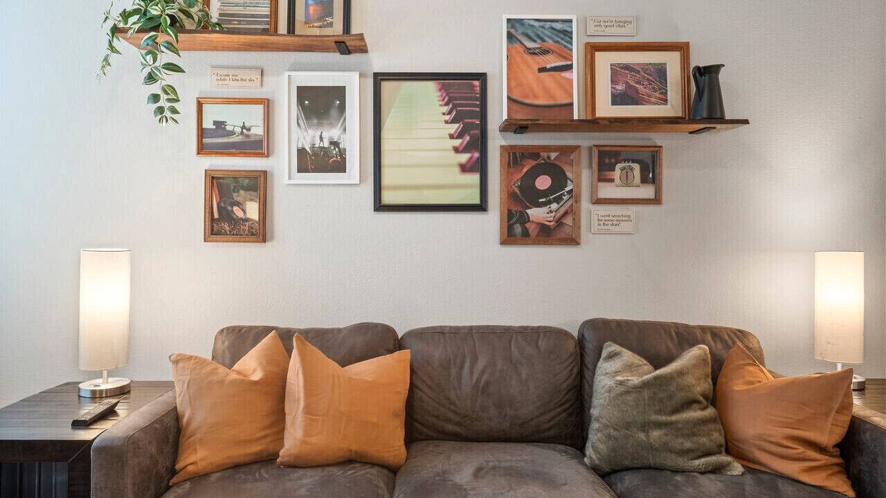 Photo of Livingroom in Golden